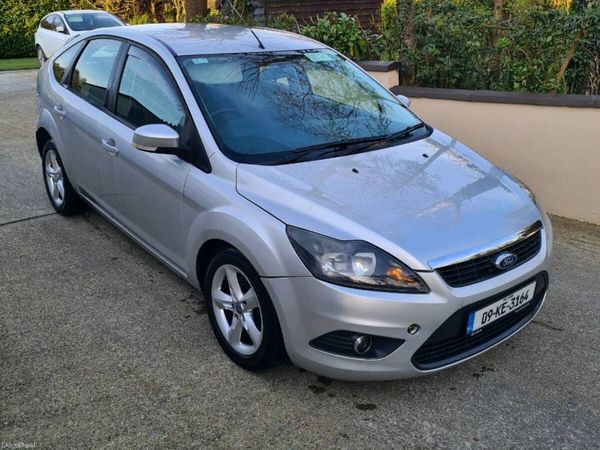 Ford Focus Hatchback, Diesel, 2009, Silver