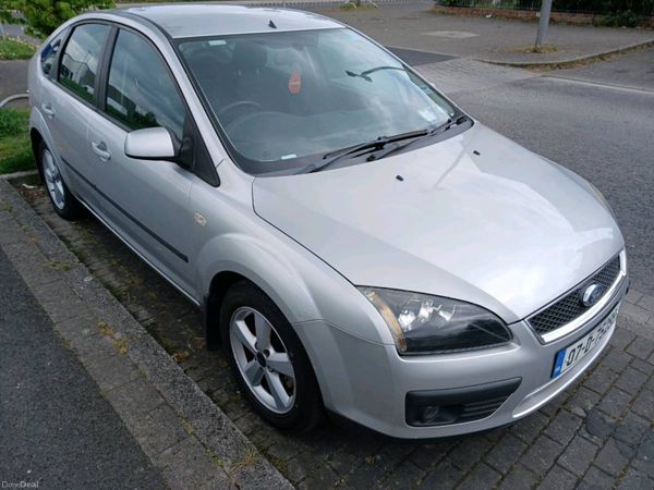 Ford Focus Hatchback, Petrol, 2007, Silver