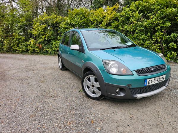 Ford Fiesta Hatchback, Petrol, 2007, Green
