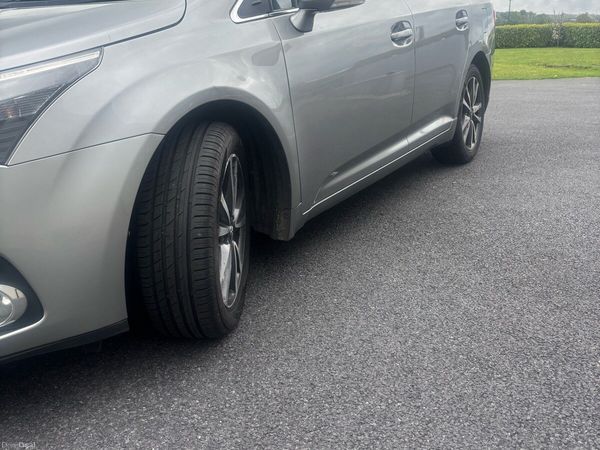 Toyota Avensis Estate, Diesel, 2013, Grey
