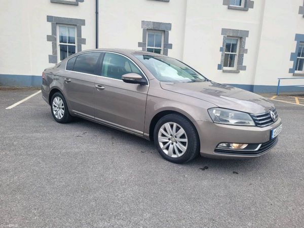 Volkswagen Passat Saloon, Diesel, 2012, Brown