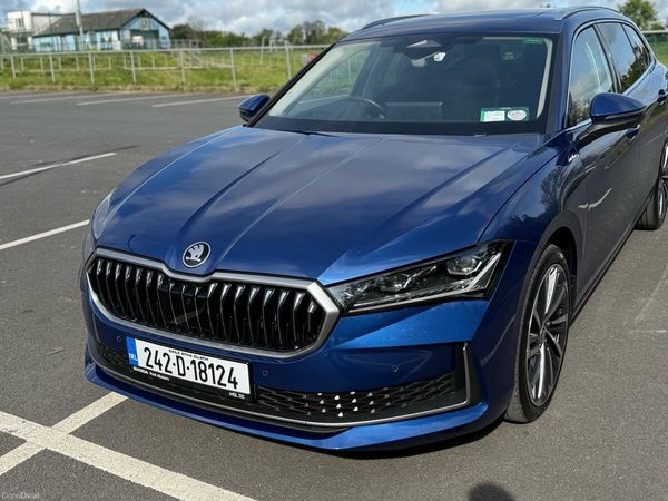 Skoda Superb Estate, Diesel, 2024, Blue