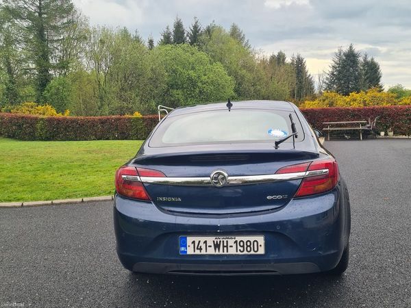 Vauxhall Insignia Hatchback, Diesel, 2014, Blue