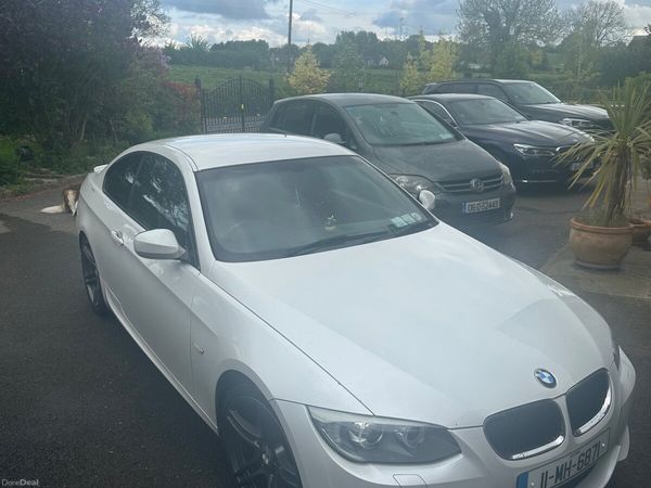 BMW 3-Series Coupe, Petrol, 2011, White