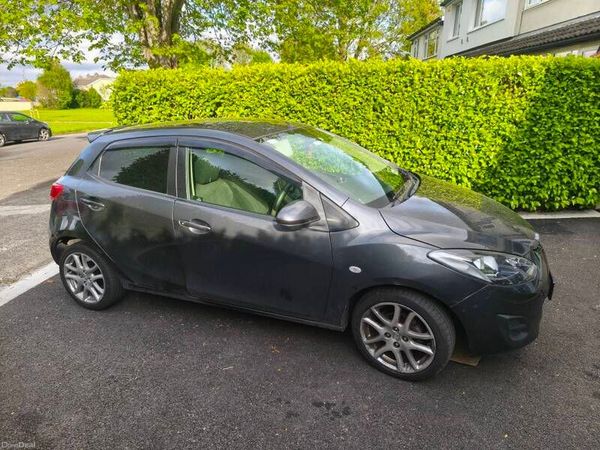 Mazda Demio MPV, Petrol, 2014, Grey