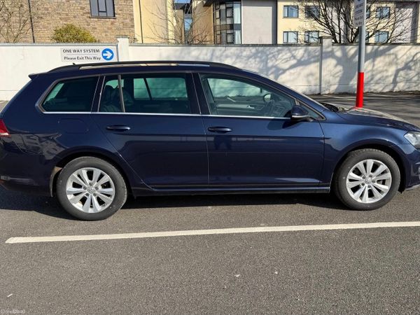 Volkswagen Golf Estate, Petrol, 2016, Blue