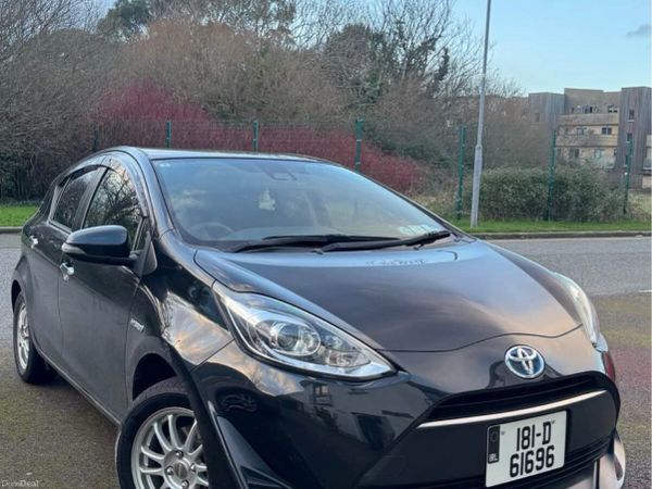 Toyota Aqua Hatchback, Petrol Hybrid, 2018, Black