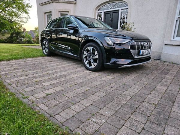 Audi e-tron Estate/Jeep, Electric, 2019, Black