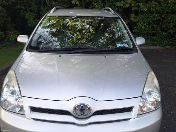 Toyota Corolla Estate/Jeep, Petrol, 2005, Silver