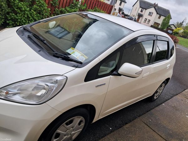 Honda Fit Hatchback, Petrol Hybrid, 2012, White
