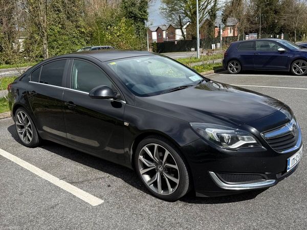 Vauxhall Insignia Hatchback, Diesel, 2017, Black