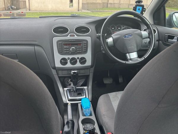 Ford Focus Saloon, Petrol, 2007, Blue