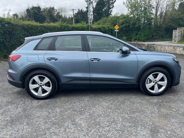 Audi e-tron Hatchback, Electric, 2021, Blue