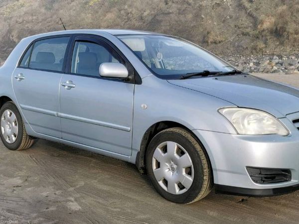 Toyota Corolla Hatchback, Petrol, 2005, Blue