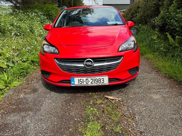 Opel Corsa Hatchback, Petrol, 2015, Red