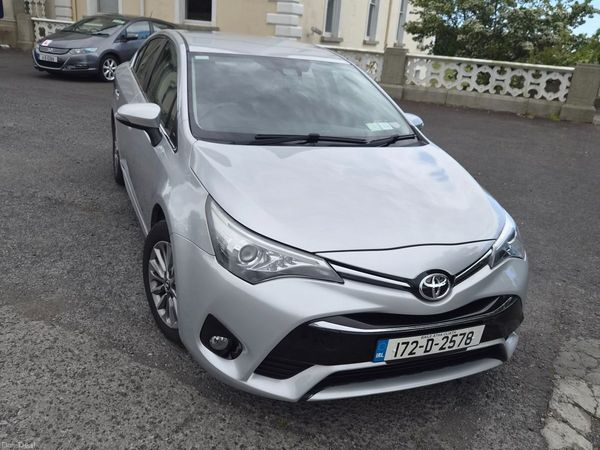 Toyota Avensis Saloon, Diesel, 2017, Grey