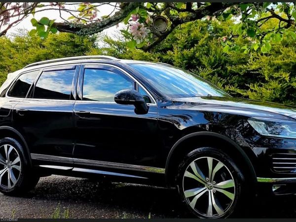 Volkswagen Touareg SUV, Diesel, 2015, Black