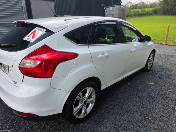 Ford Focus Hatchback, Diesel, 2013, White