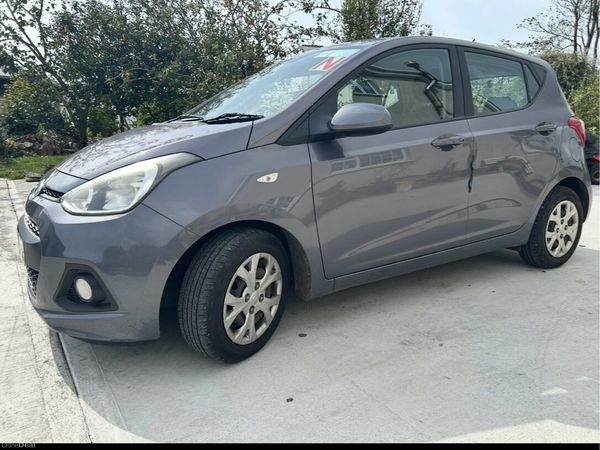 Hyundai i10 Hatchback, Petrol, 2015, Grey