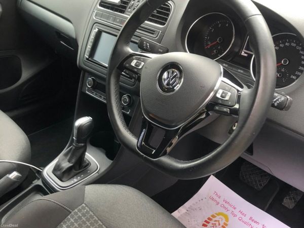 Volkswagen Polo Hatchback, Petrol, 2015, White