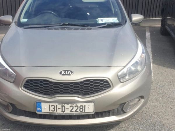 Kia Ceed Estate/Jeep, Diesel, 2013, Silver