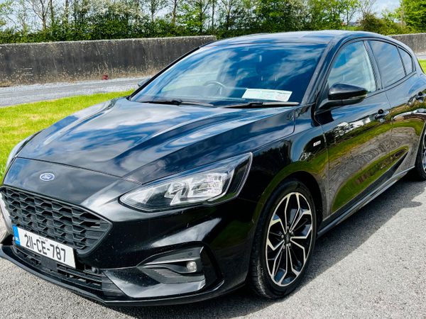 Ford Focus Hatchback, Diesel, 2021, Black