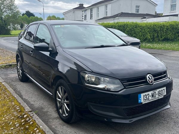 Volkswagen Polo Hatchback, Petrol, 2013, Black