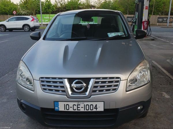 Nissan Qashqai Hatchback, Diesel, 2010, Silver