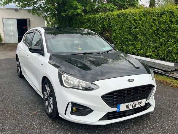 Ford Focus Hatchback, Petrol, 2019, White