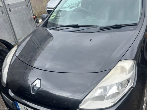 Renault Clio Hatchback, Ethanol Petrol, 2012, Black