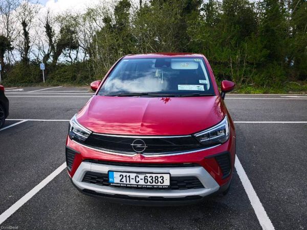 Opel Crossland X SUV, Diesel, 2021, Red