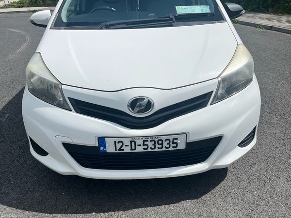 Toyota Vitz Hatchback, Petrol, 2012, White