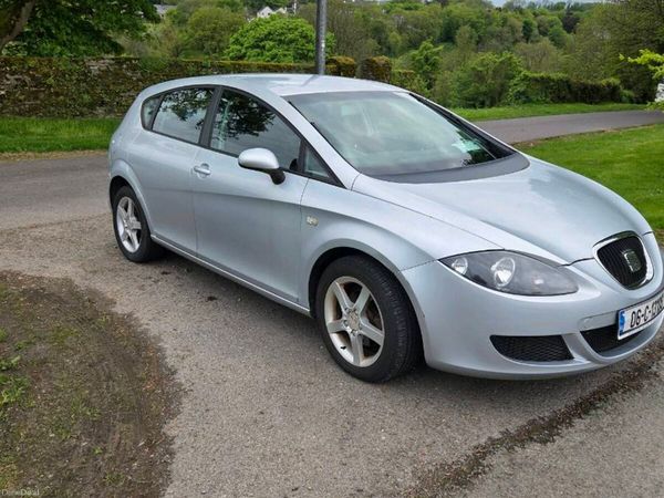 SEAT Leon Hatchback, Petrol, 2006, Grey