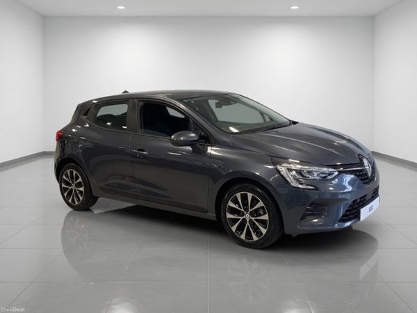 Renault Clio Hatchback, Petrol, 2022, Grey