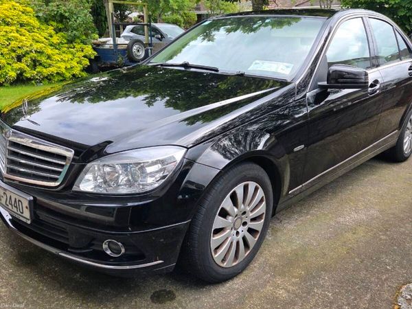 Mercedes-Benz C-Class Saloon, Diesel, 2009, Black