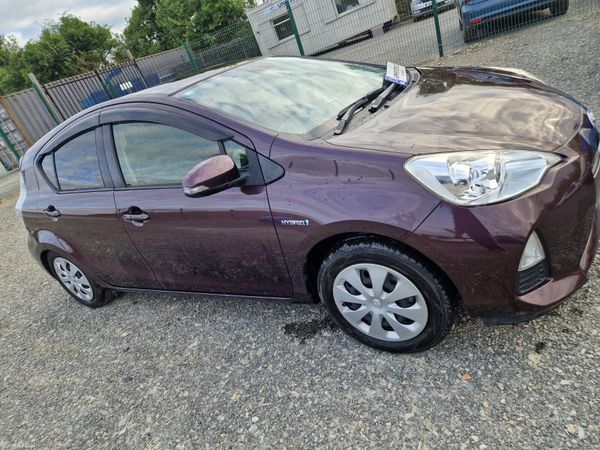 Toyota Aqua Hatchback, Petrol Hybrid, 2014, Brown