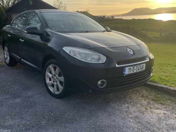 Renault Fluence Saloon, Diesel, 2011, Black