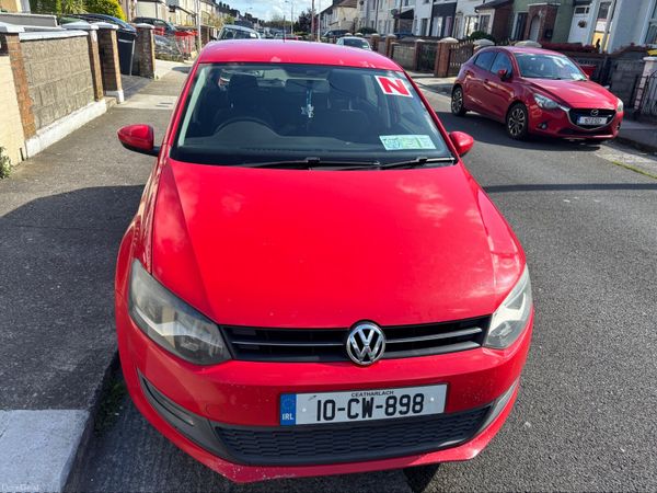 Volkswagen Polo Hatchback, Petrol, 2010, Red