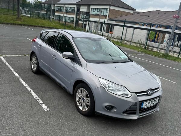 Ford Focus Hatchback, Diesel, 2012, Grey