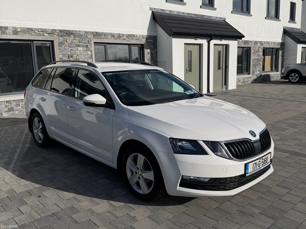 Skoda Octavia Estate, Diesel, 2017, White