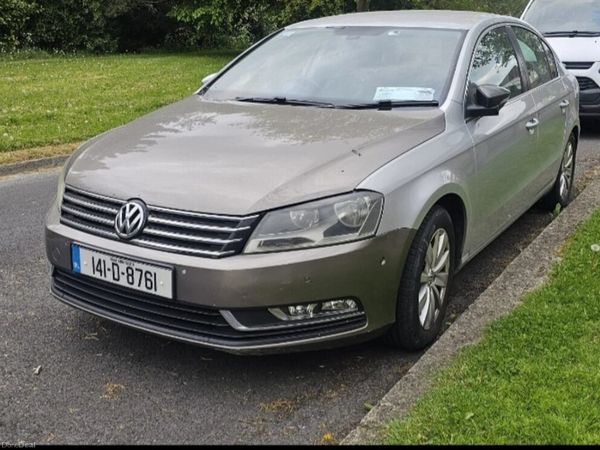 Volkswagen Passat Saloon, Diesel, 2014, Silver