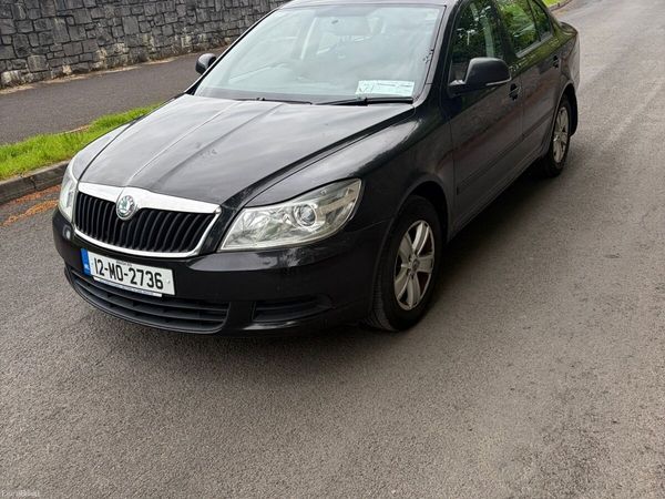 Skoda Octavia Hatchback, Diesel, 2012, Black
