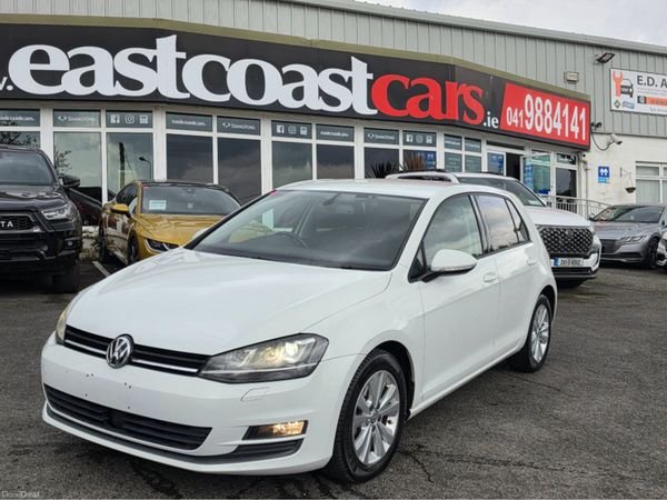 Volkswagen Golf Hatchback, Petrol, 2014, White
