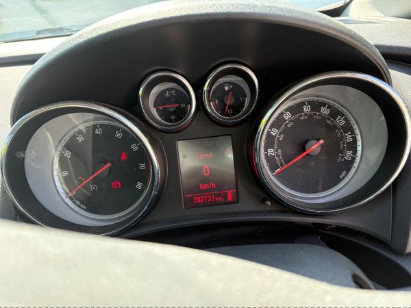 Vauxhall Astra Hatchback, Petrol, 2012, Blue