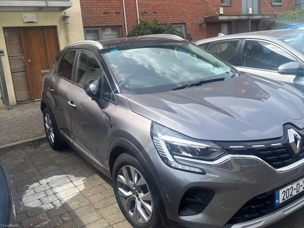 Renault Captur Hatchback, Petrol, 2020, Grey