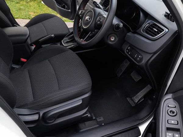 Kia Carens MPV, Diesel, 2017, White