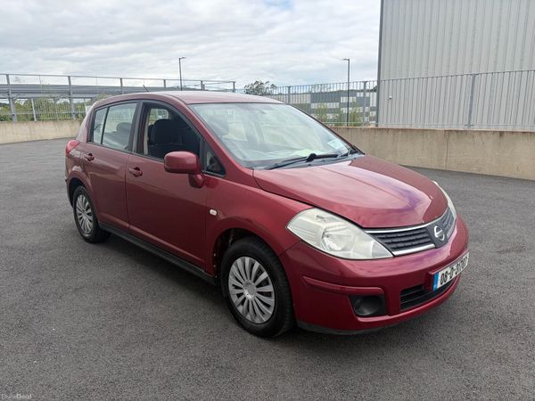 Nissan Tiida Hatchback, Diesel, 2008, Red