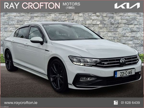 Volkswagen Passat Saloon, Diesel, 2022, White