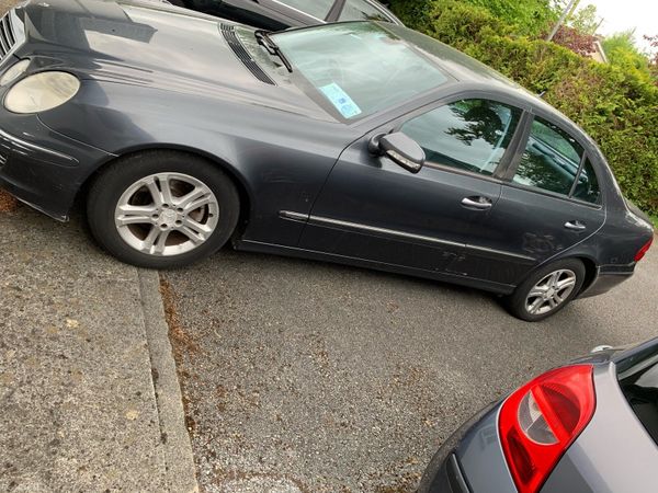 Mercedes-Benz E-Class Saloon, Diesel, 2008, Grey