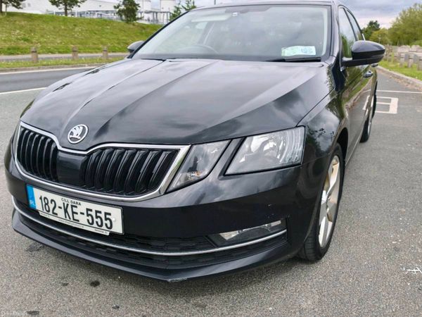 Skoda Octavia Saloon, Diesel, 2018, Black